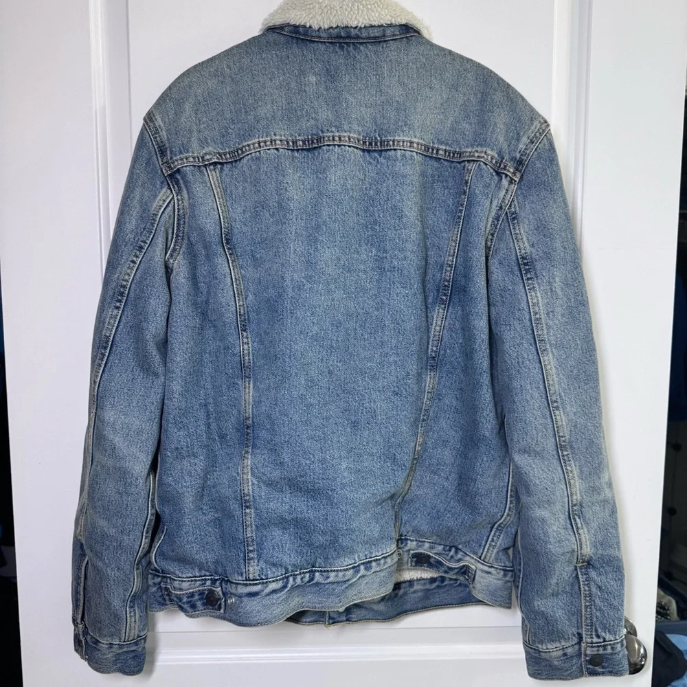 Levi's Blue Denim Sherpa Jacket - Picture 12 of 16